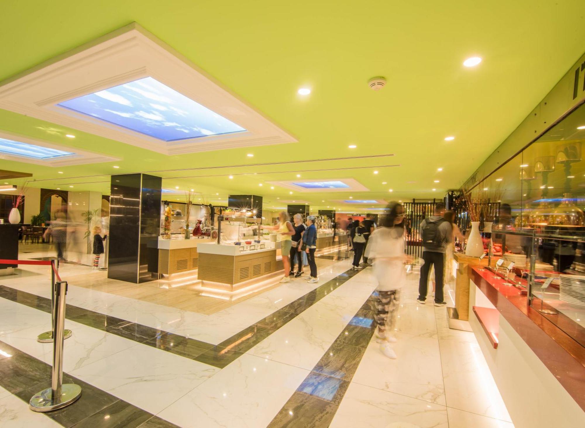 Sentido Reef Oasis Aqua Park Resort Sharm el Sheikh Esterno foto The interior of the mall