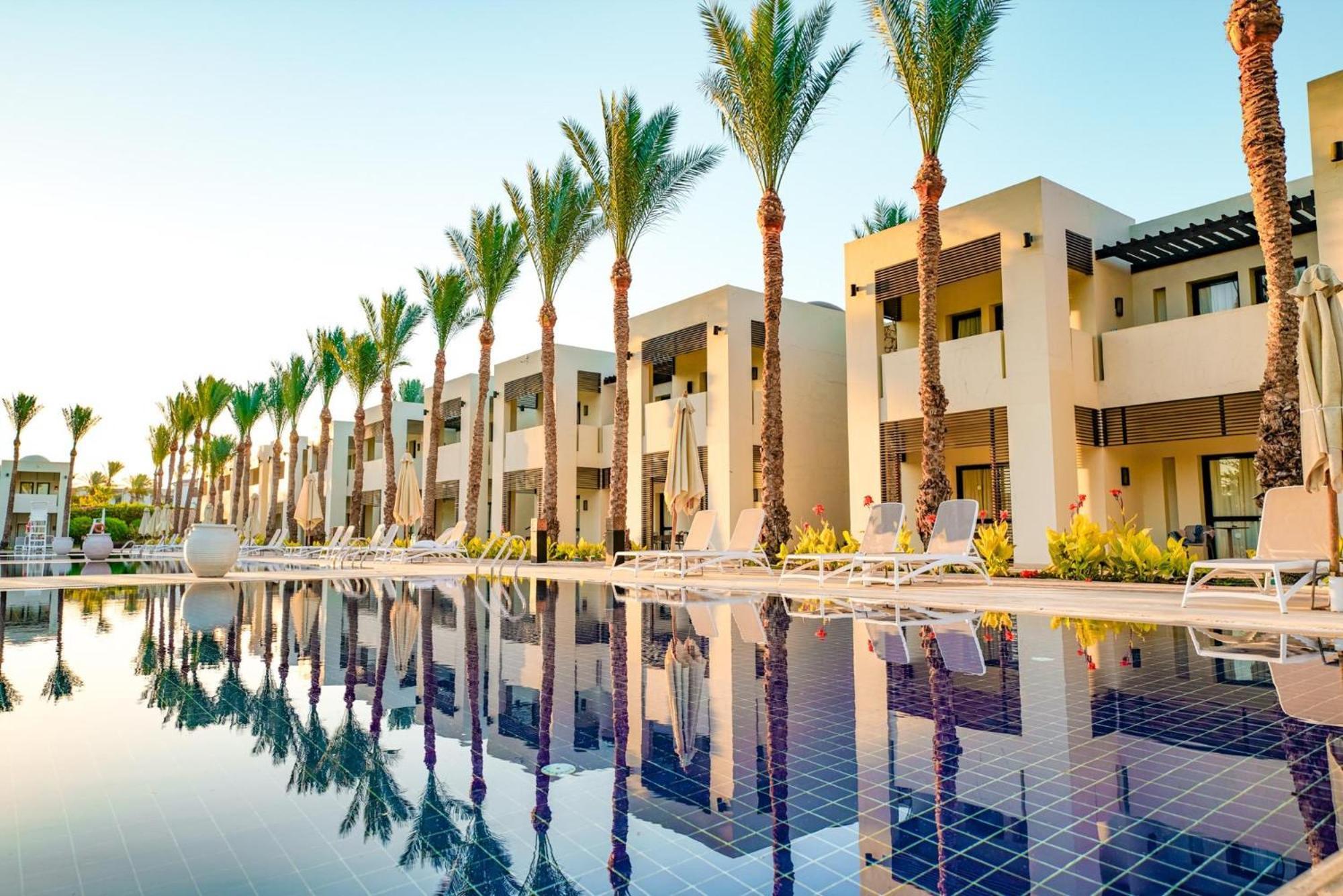 Sentido Reef Oasis Aqua Park Resort Sharm el Sheikh Esterno foto The hotel's pool